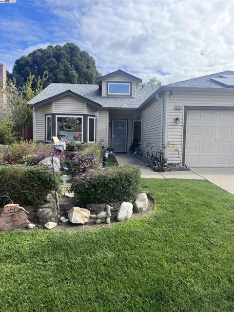 2901 Larkspur Dr., Antioch CA: https://media.crmls.org/mediaz/d5073c2f-ccf9-4152-a5e6-3e5574fd52a0.jpg