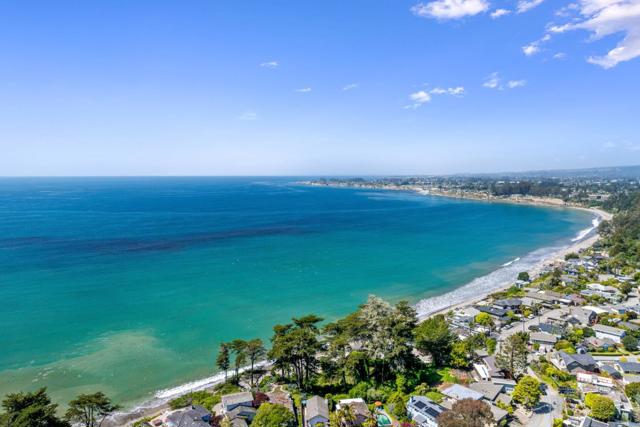 6321 Imperial Court, Aptos CA: https://media.crmls.org/mediaz/d5079eb4-c24c-4f21-8f12-a83e59249f4d.jpg