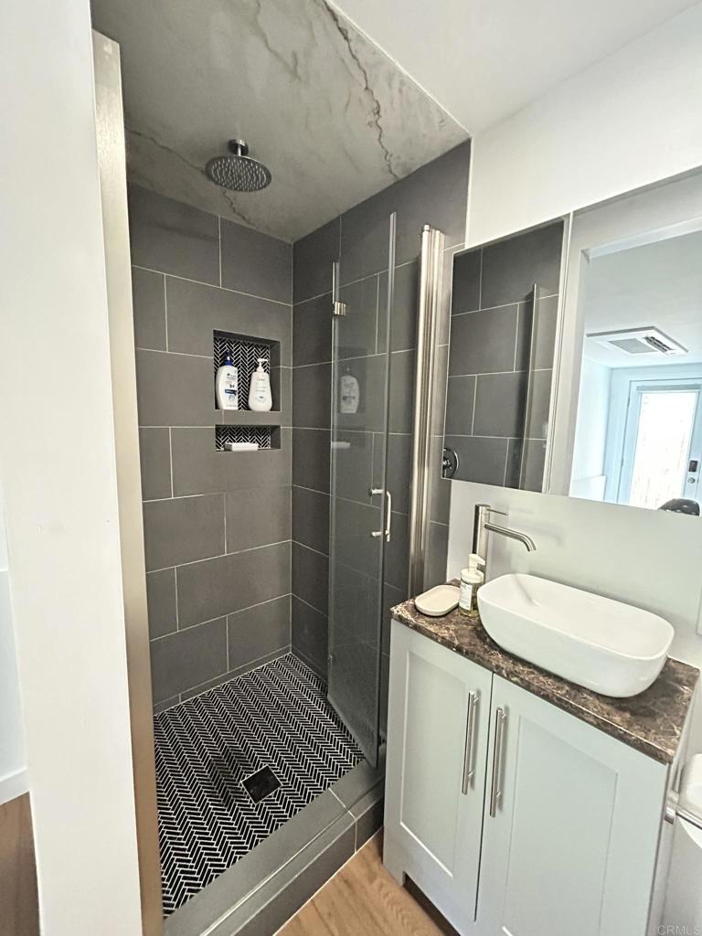 2064 2nd Avenue - photo 18