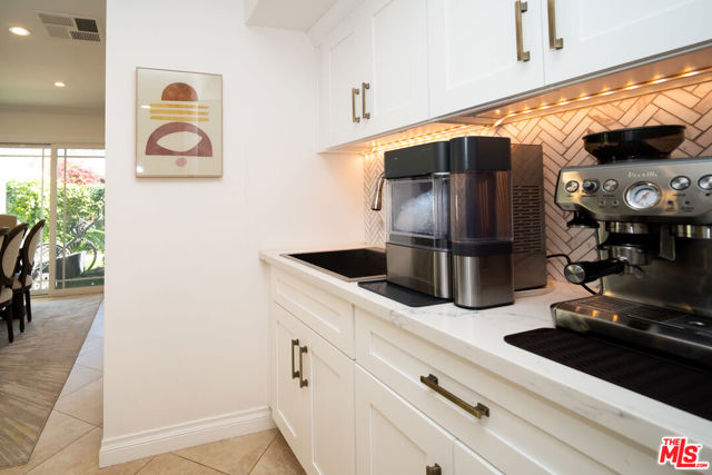 879 Shadowgrove Street, Brea CA: https://media.crmls.org/mediaz/d50ab12e-6a69-44df-b133-a63cbe135742.jpg