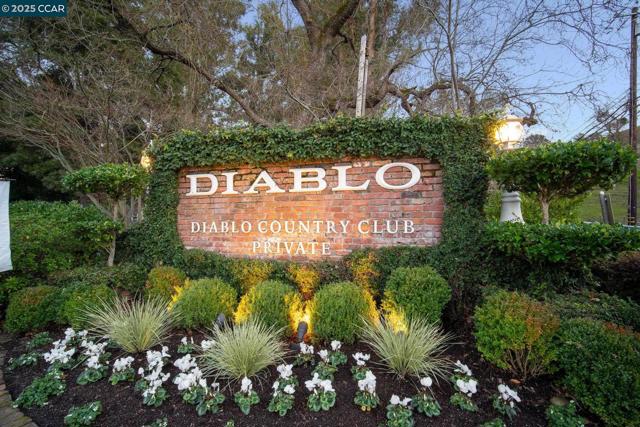 Image 58 of 60 For 2420 Diablo Lakes Ln