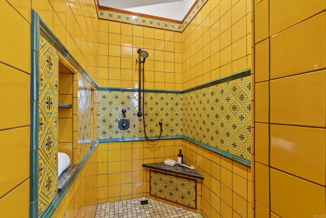 Detail Gallery Image 33 of 75 For 2525 Date Palm Ct, Vista,  CA 92084 - 3 Beds | 3/1 Baths