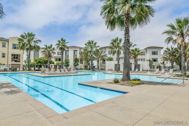 5212 Beachfront Cove, San Diego CA: https://media.crmls.org/mediaz/d50b3a38-75d0-412f-8f5f-f2f77aa7f96a.jpg
