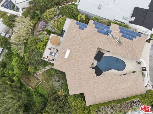 Drew Fenton | 17438 Revello Drive Pacific Palisades CA | MLS: 7251367