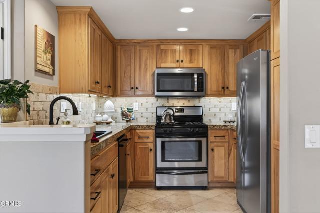 Detail Gallery Image 13 of 35 For 2635 Hurricane, Port Hueneme,  CA 93041 - 2 Beds | 2 Baths