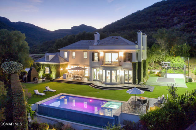 508 W Stafford Road, Thousand Oaks CA: https://media.crmls.org/mediaz/d510cf9c-0cb5-4312-9143-c41d25dc007a.jpg