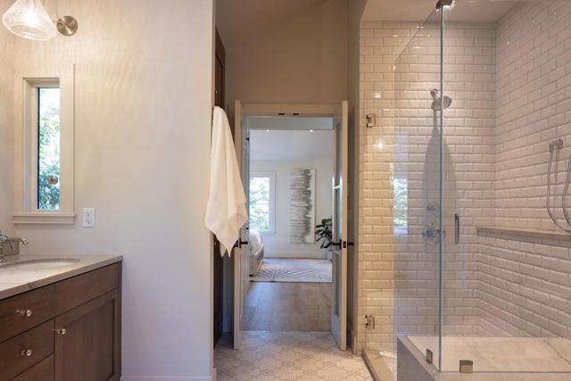 Image 33 of 40 For 0 Oak Knoll Way 4 Ne Forest Aven
