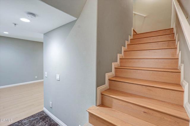 Detail Gallery Image 19 of 43 For 719 E Tujunga #B,  Burbank,  CA 91501 - 3 Beds | 2/1 Baths