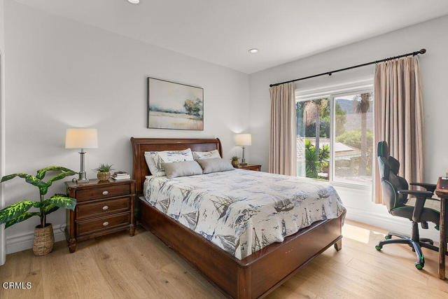 11016 Red Barn Road, Santa Rosa CA: https://media.crmls.org/mediaz/d5122435-3ff3-4ccb-beb5-a0ae6d0b087a.jpg