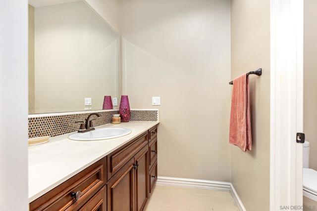 12712 Cloudbreak Ave, San Diego CA: https://media.crmls.org/mediaz/d5133658-f02f-44ac-8267-728a1d2dc24b.jpg