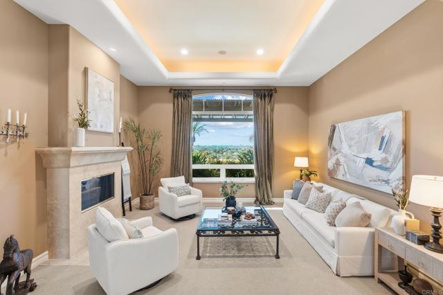 Detail Gallery Image 18 of 37 For 3368 Calle Margarita, Encinitas,  CA 92024 - 5 Beds | 6/1 Baths