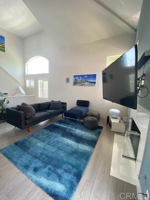 Detail Gallery Image 6 of 17 For 7215 Calabria Ct, San Diego,  CA 92122 - 2 Beds | 2 Baths
