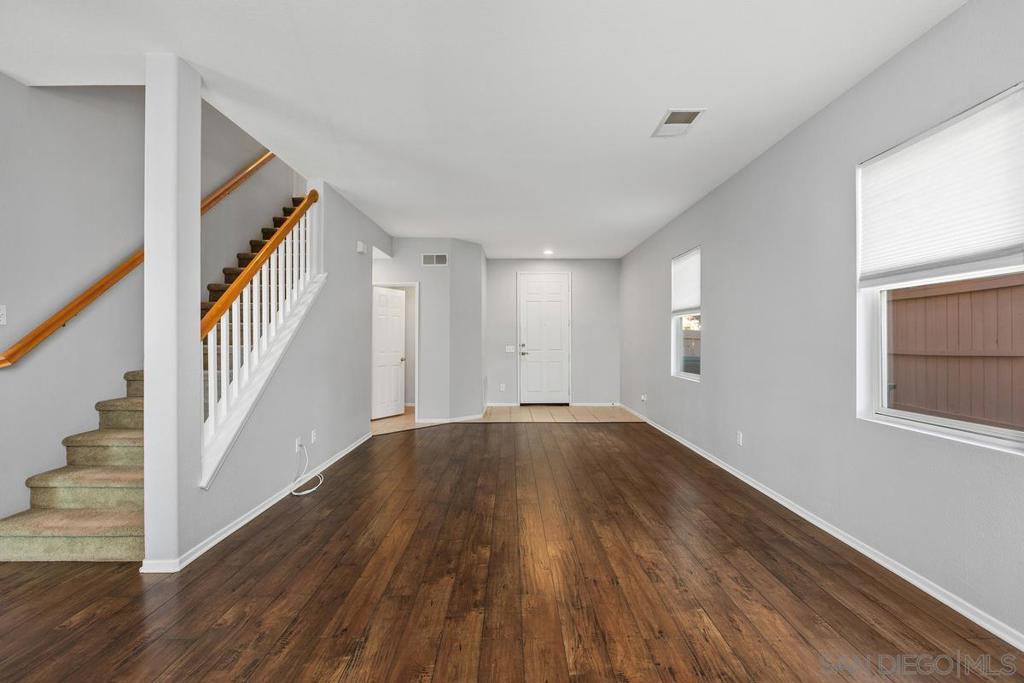 1231 Avenida Amistad - photo 9