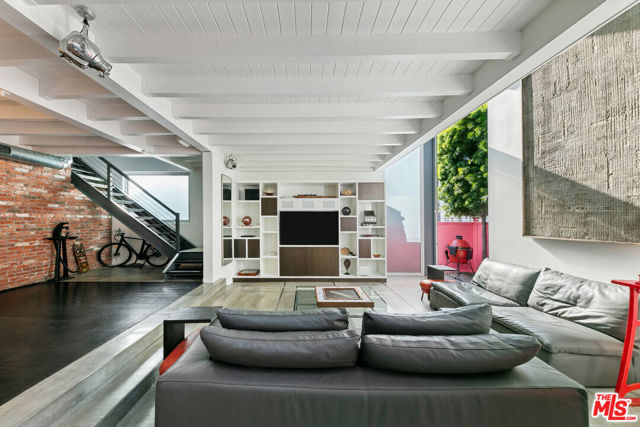 1430 Abbot Kinney Boulevard, Venice CA: https://media.crmls.org/mediaz/d51747ab-a560-445a-8dec-5d11ebb54398.jpg