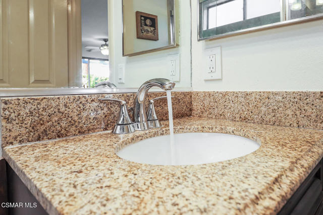 26914 Deerweed Trail, Calabasas CA: https://media.crmls.org/mediaz/d517b9eb-608e-4a5b-98bc-334097ae439e.jpg