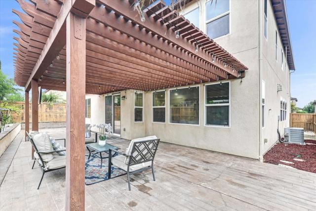 Detail Gallery Image 38 of 41 For 1717 Webber Way, Chula Vista,  CA 91913 - 6 Beds | 4 Baths