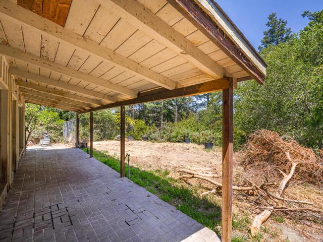 4151 Freedom Boulevard, Aptos CA: https://media.crmls.org/mediaz/d5191f77-35b9-4f5f-bd7a-af1f57370ec3.jpg