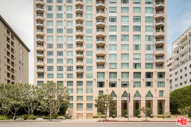 10727 Wilshire Boulevard, Los Angeles CA: https://media.crmls.org/mediaz/d519f30c-6625-4cfb-be8c-54ff73fb9c69.jpg