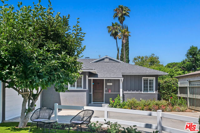 6421 Gaviota Avenue, Van Nuys CA: https://media.crmls.org/mediaz/d51a769a-e633-458c-ac74-0ae2c83f1da8.jpg