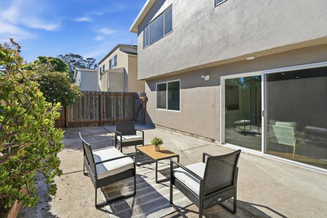 55 Parkside Avenue, Daly City CA: https://media.crmls.org/mediaz/d51a896c-9628-47b8-8205-037e1b98b816.jpg