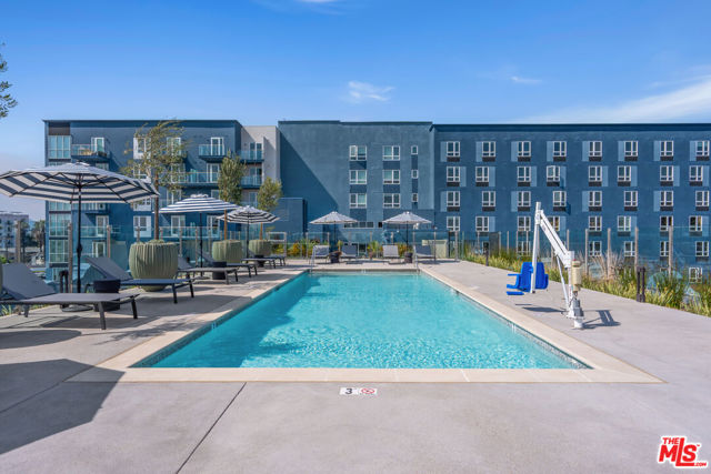 800 Western Avenue, Los Angeles CA: https://media.crmls.org/mediaz/d51b5c78-c6a7-44f5-a912-0bbbbccb724a.jpg