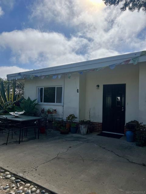 686 Via De La Valle, Solana Beach, California 92075, 3 Bedrooms Bedrooms, ,2 BathroomsBathrooms,Single Family Residence,For Sale,Via De La Valle,250018891SD