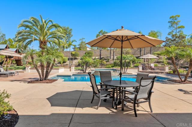 Image 33 of 57 For 15035 Applewood Ct