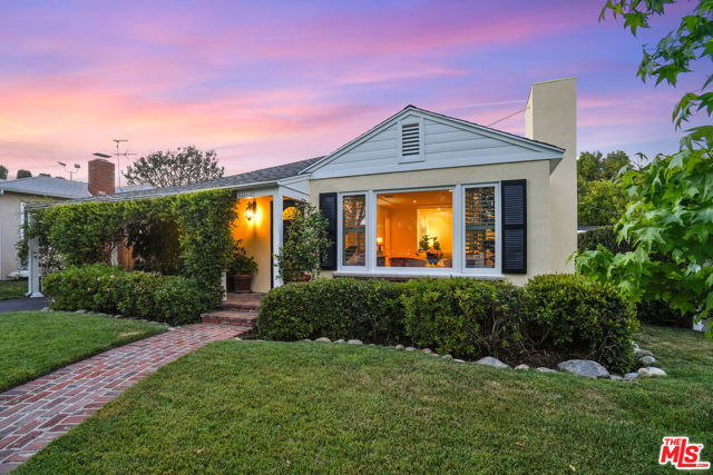 11621 ADDISON Street photo 4