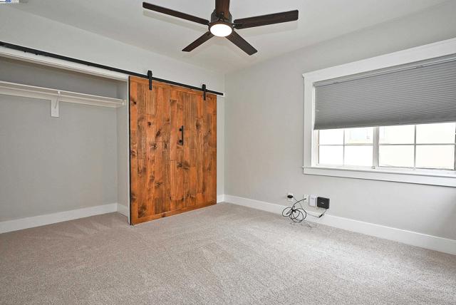 5706 Brookdale Ave, Oakland CA: https://media.crmls.org/mediaz/d51fb66f-11fe-401b-a519-af8853b67ca5.jpg