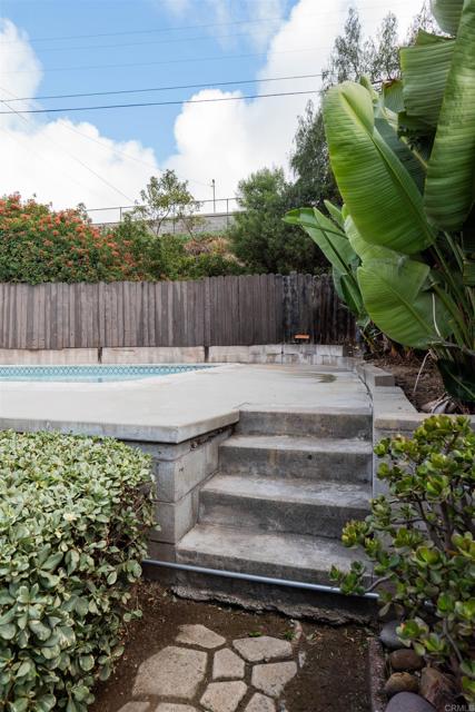 Detail Gallery Image 22 of 22 For 5283 Chollas Pkwy, San Diego,  CA 92105 - 4 Beds | 2/1 Baths