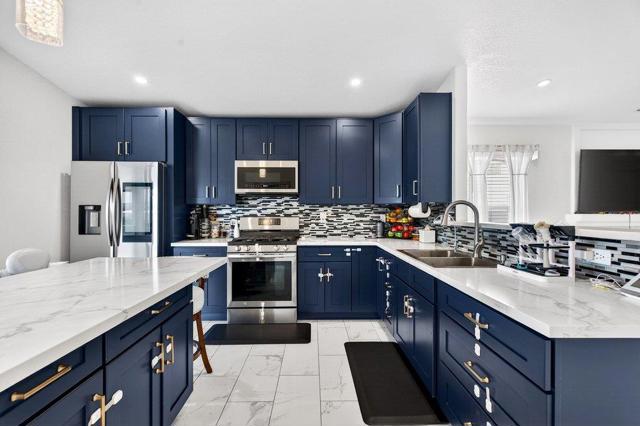 225 Kimberly, Watsonville CA: https://media.crmls.org/mediaz/d52078dc-871d-4b00-b09c-7accc4864b32.jpg