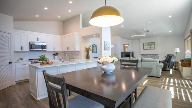 42706 Liolios Drive, Palm Desert, CA 92211
