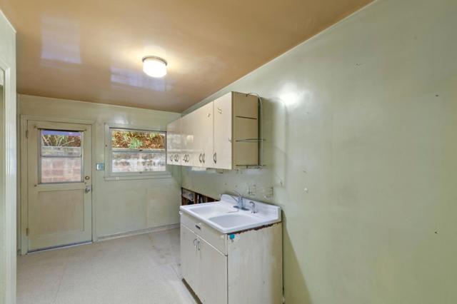 12095 Mount Hamilton Road, San Jose CA: https://media.crmls.org/mediaz/d5208ec9-083c-4b63-8610-a6c799300734.jpg