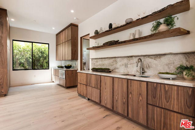 Drew Fenton | 1185 Mcclellan Drive Los Angeles CA | MLS: 7420887