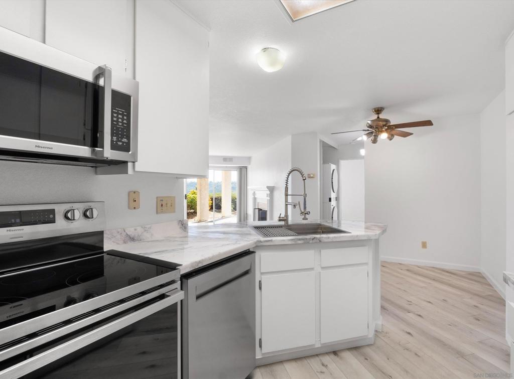 7087 Camino Degrazia #141