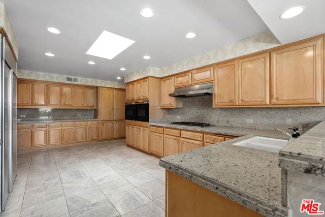 3031 Elvido Drive photo 24