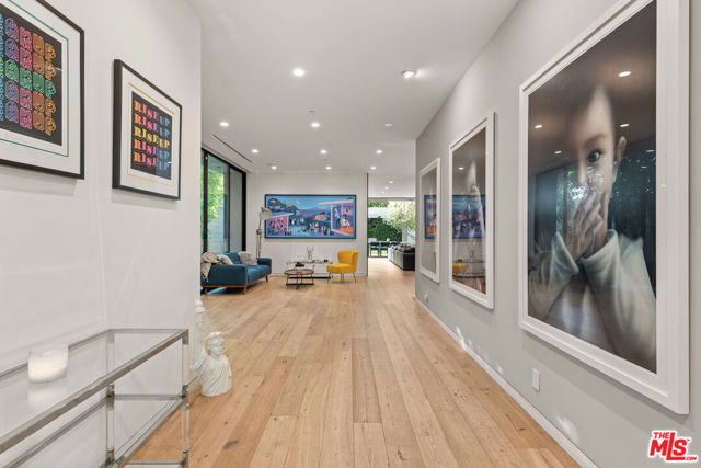 Image 10 of 44 For 607 Alta Vista Boulevard