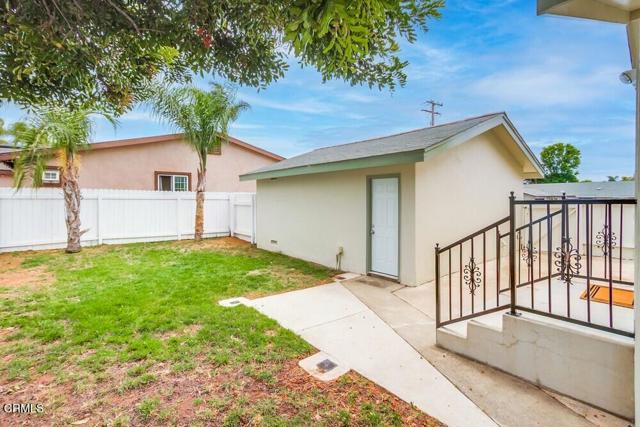 3904 Jefferson Street, Carlsbad CA: https://media.crmls.org/mediaz/d52840e1-a457-4c2b-ad59-8f349d74f26d.jpg