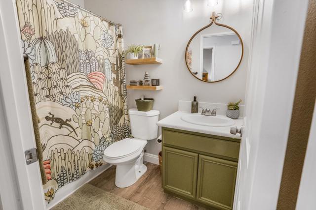 Image 24 of 27 For 64279 Eagle Mountain Avenue