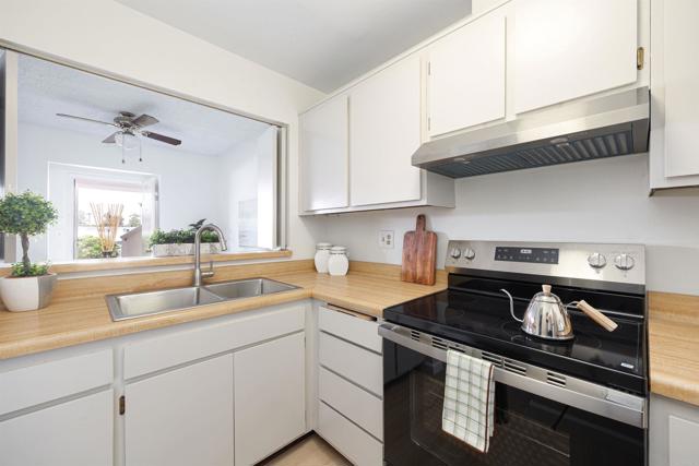 3250 Ashford Street, San Diego CA: https://media.crmls.org/mediaz/d5296888-a1dd-4d99-97e2-e8a5ccb0fa98.jpg