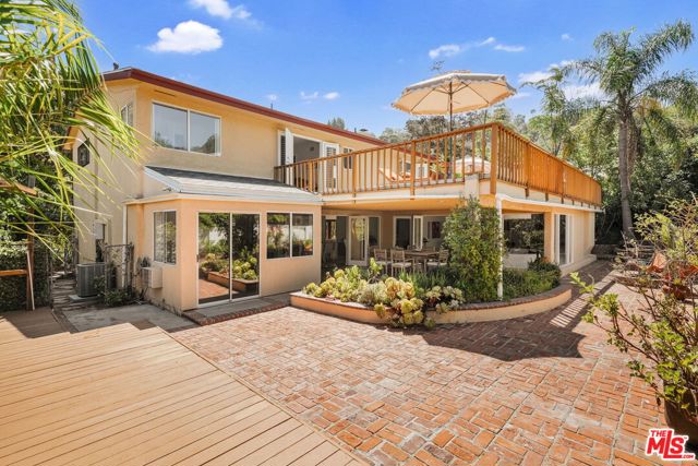 4 Bed Home for Sale in Los Angeles, California