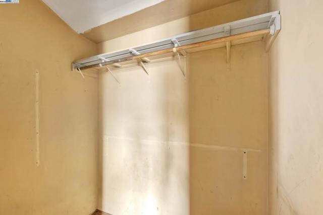 6547 Dairy Ave, Newark CA: https://media.crmls.org/mediaz/d52a77d4-db63-4e7c-a48b-d2610b7ba266.jpg