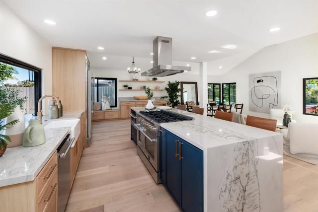 Detail Gallery Image 14 of 47 For 2568 Abedul St, Carlsbad,  CA 92009 - 4 Beds | 3/1 Baths