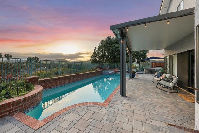 366 Doheny Bay Court, Oceanside CA: https://media.crmls.org/mediaz/d52ade11-6e60-47e0-a909-3e1b56dc8298.jpg