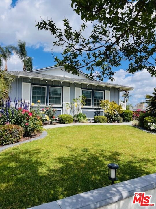 1320 Marlei Road, La Habra CA: https://media.crmls.org/mediaz/d52b2082-46d2-41e7-a352-9d578b6d9746.jpg