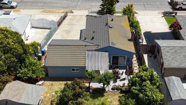 35776 Haley Street, Newark CA: https://media.crmls.org/mediaz/d52b2da9-b409-4fd7-a5cb-ab7df9a9aa65.jpg