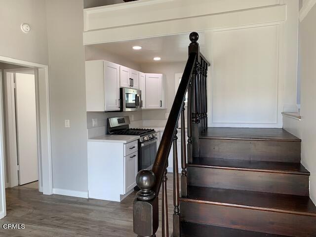 Detail Gallery Image 2 of 29 For 288 Cahuenga Dr, Oxnard,  CA 93035 - 2 Beds | 2 Baths