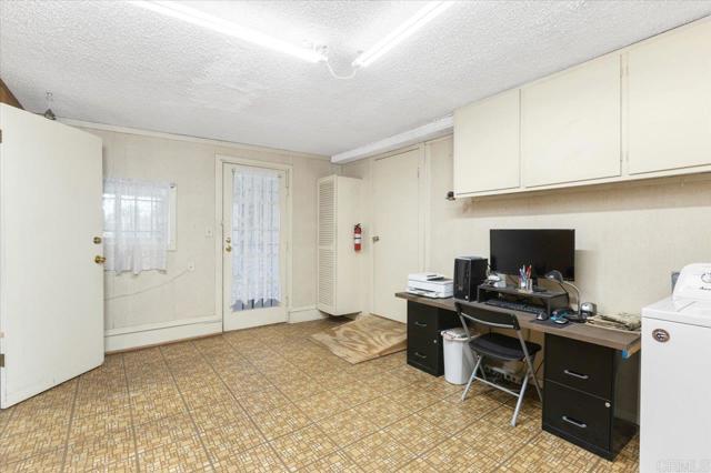 Detail Gallery Image 30 of 31 For 2735 Mission Village Dr, San Diego,  CA 92123 - 4 Beds | 2 Baths