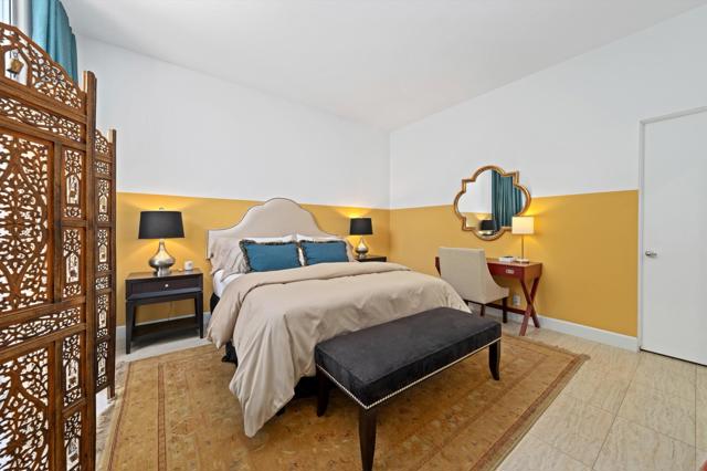 47432 Medina W Drive, Palm Desert CA: https://media.crmls.org/mediaz/d52dc99c-6160-4a37-881a-194c1ad8d690.jpg