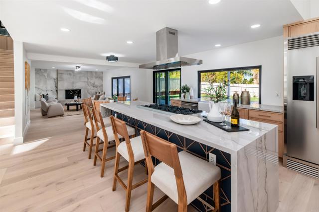 Detail Gallery Image 11 of 47 For 2568 Abedul St, Carlsbad,  CA 92009 - 4 Beds | 3/1 Baths